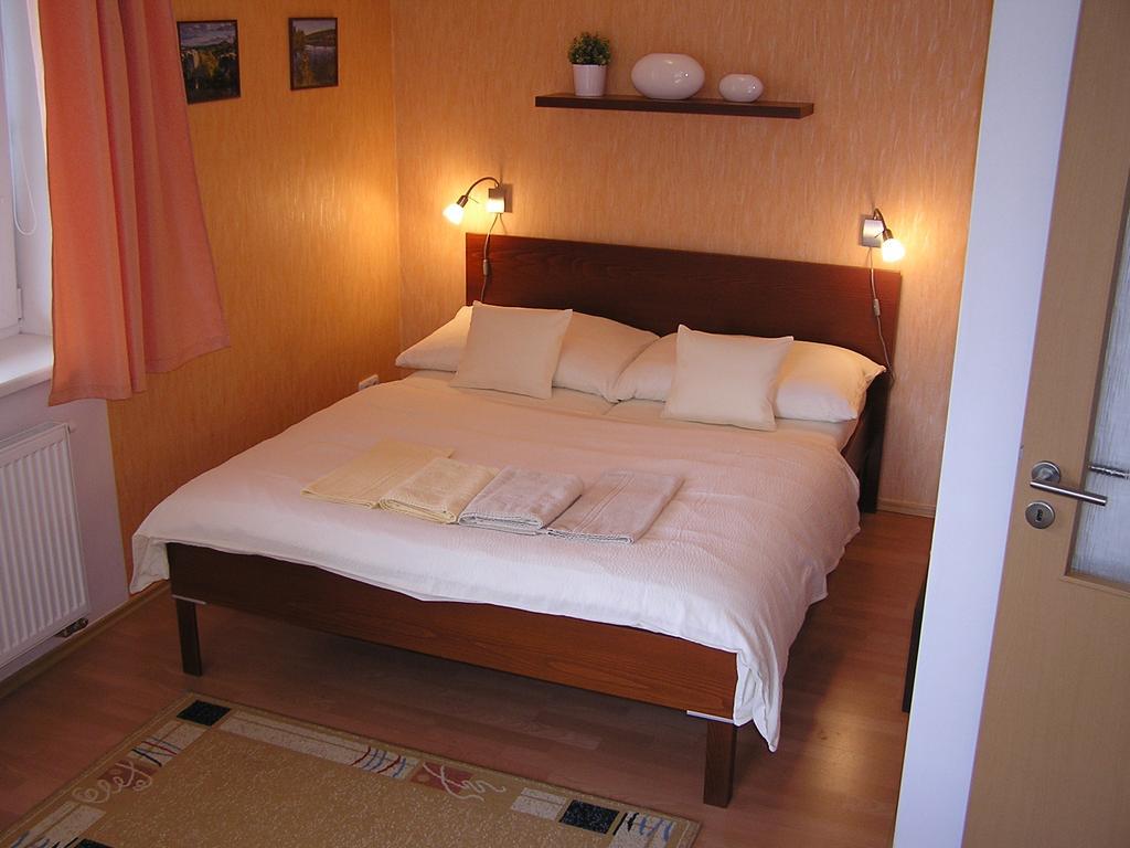 Gonda Apartments Hradec Králové Exteriör bild